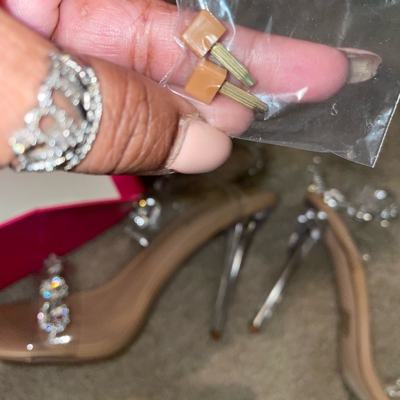 Nude Blingy Pumps Women’s sz 10 - Picture 7 of 10